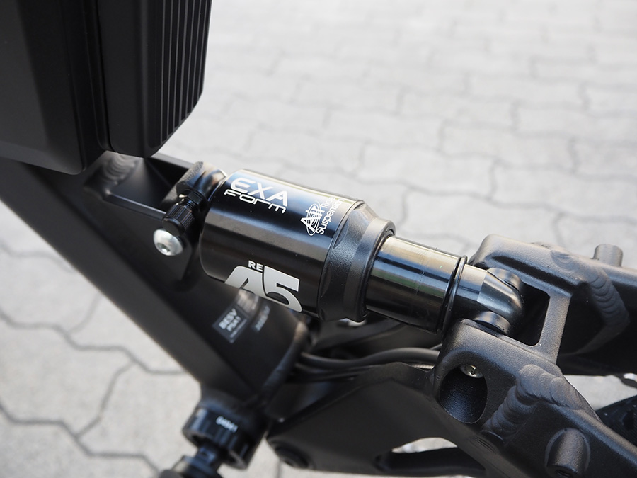 BESV PSA1】 マットブラックカラー | Via Cycles Village