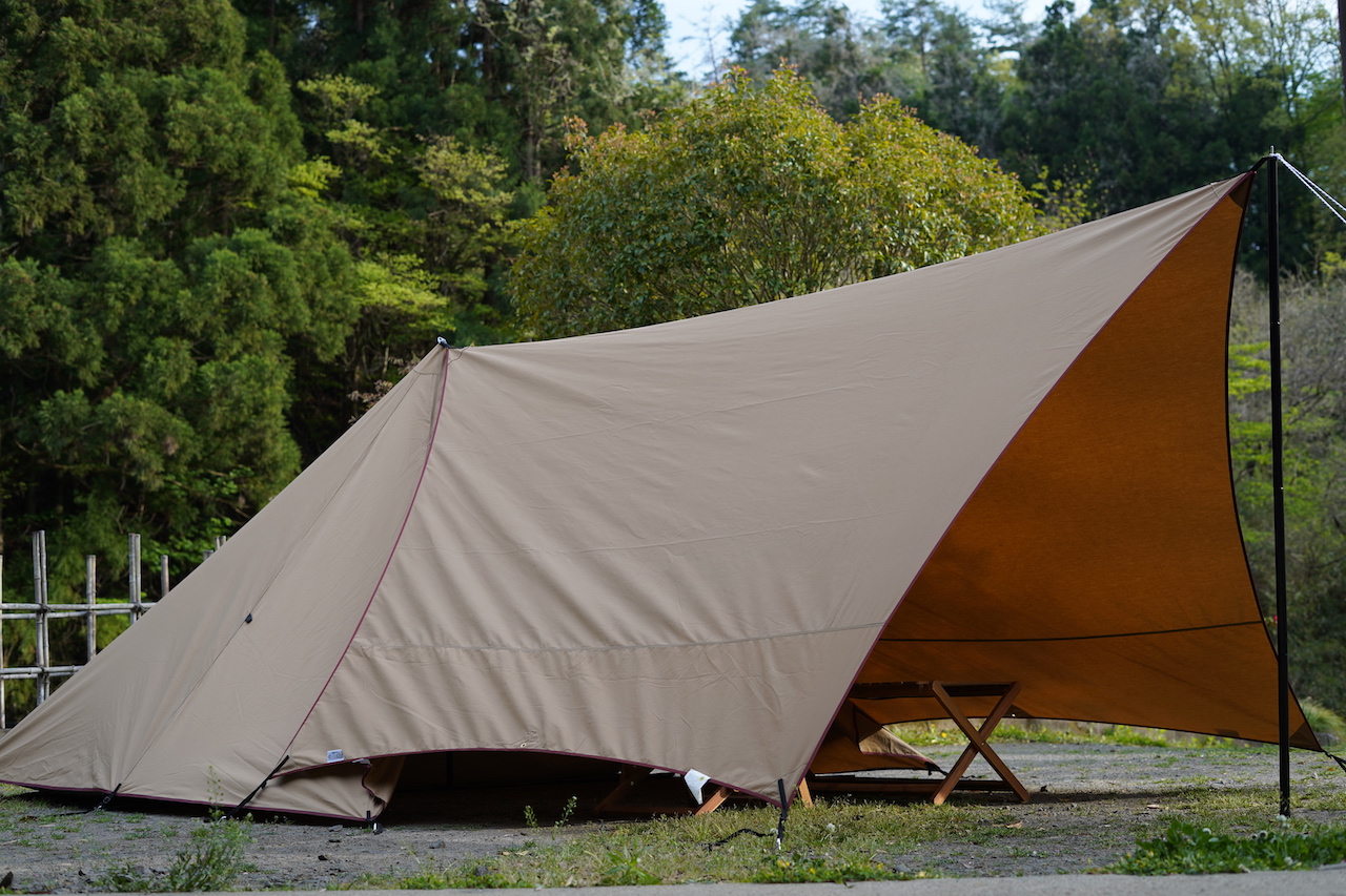 サマーキャンプのマストギア。大人気タープ『PANDA TC TARP』で夏の