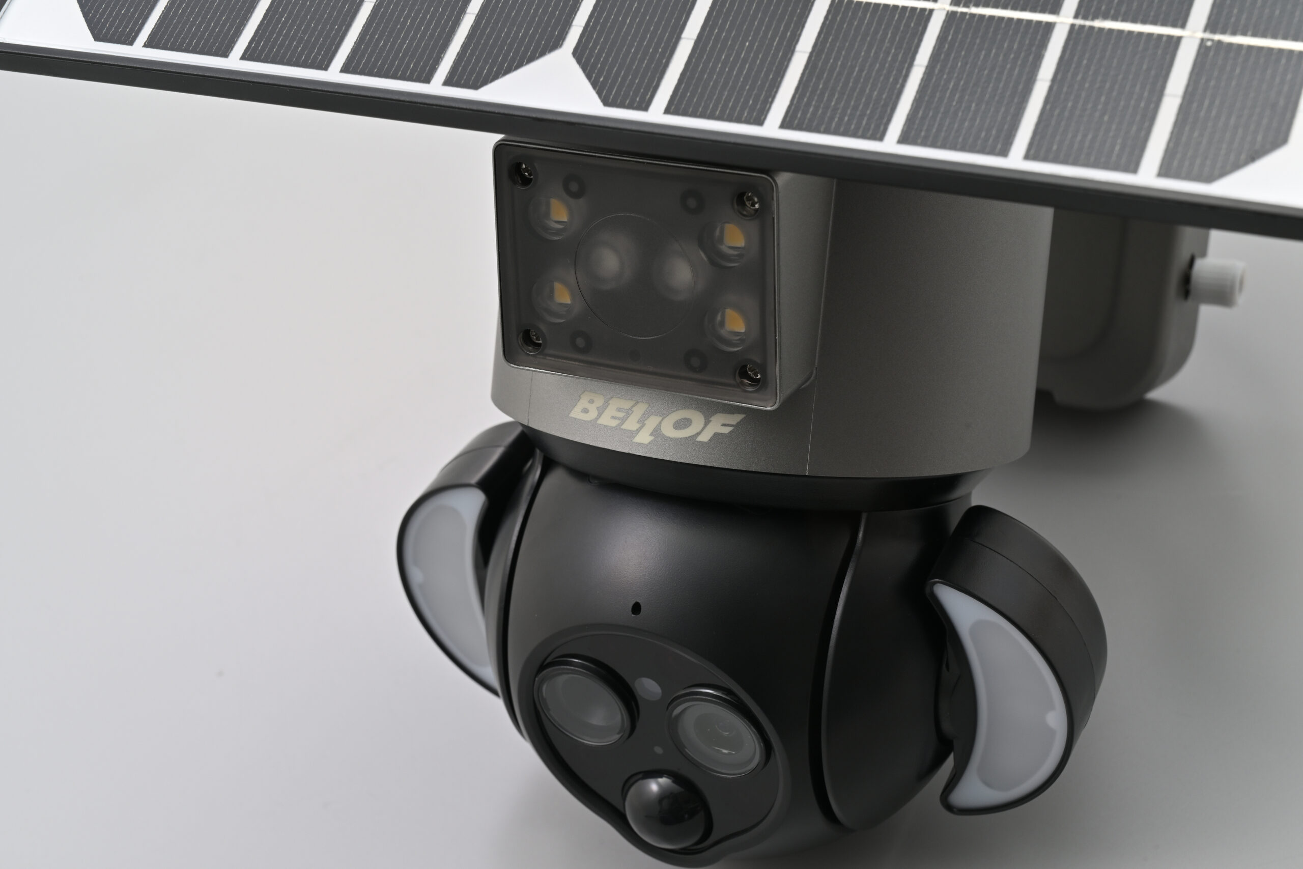 新商品紹介】ガレージ＋防犯カメラで防犯力アップ！セキュリティカメラ