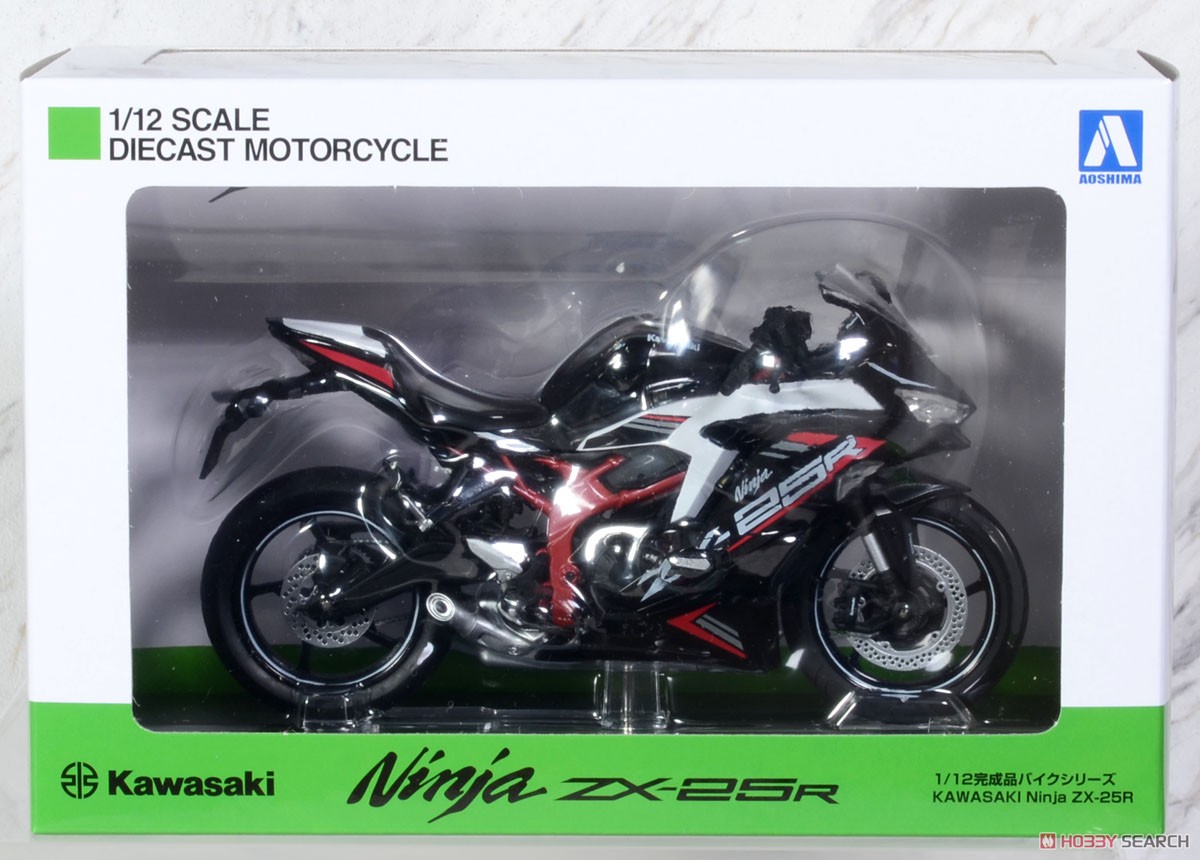 KAWASAKI Ninja ZX-25R メタリックスパークブラック×パールフラット
