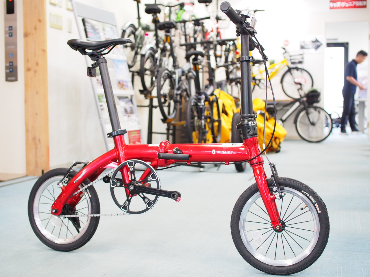 RENAULT(ルノー) PLATINUM LIGHT6(プラチナライト6) 2025年モデル