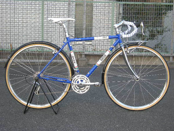 2012 GIOS SPAZIO ジオス ロードバイク ロードレーサー 自転車 大阪