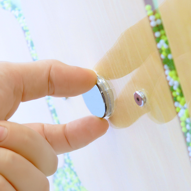 木製子供玩具 壁掛け玩具 お星さまキラキラ｜木製キッズコーナー、木製