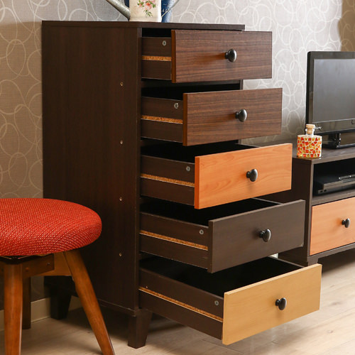 ミックスウッドが遊び心を刺激する ウッドグラデーション