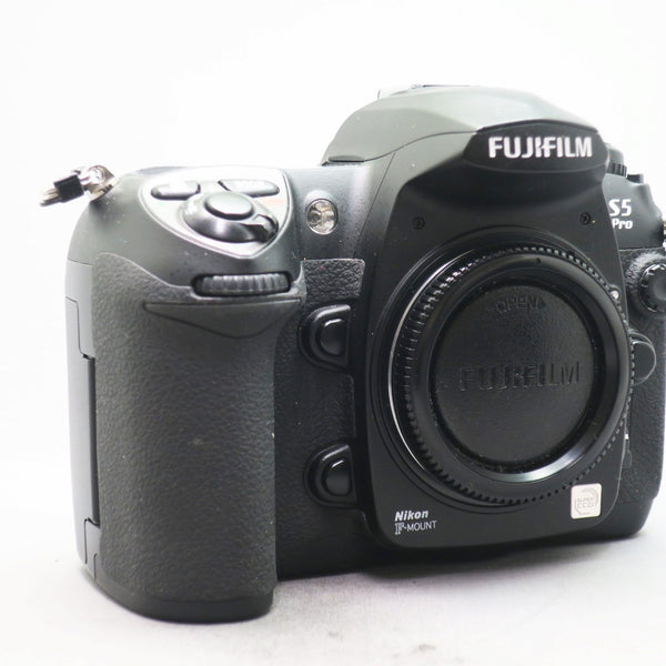 富士フィルム FinePix S5 Pro