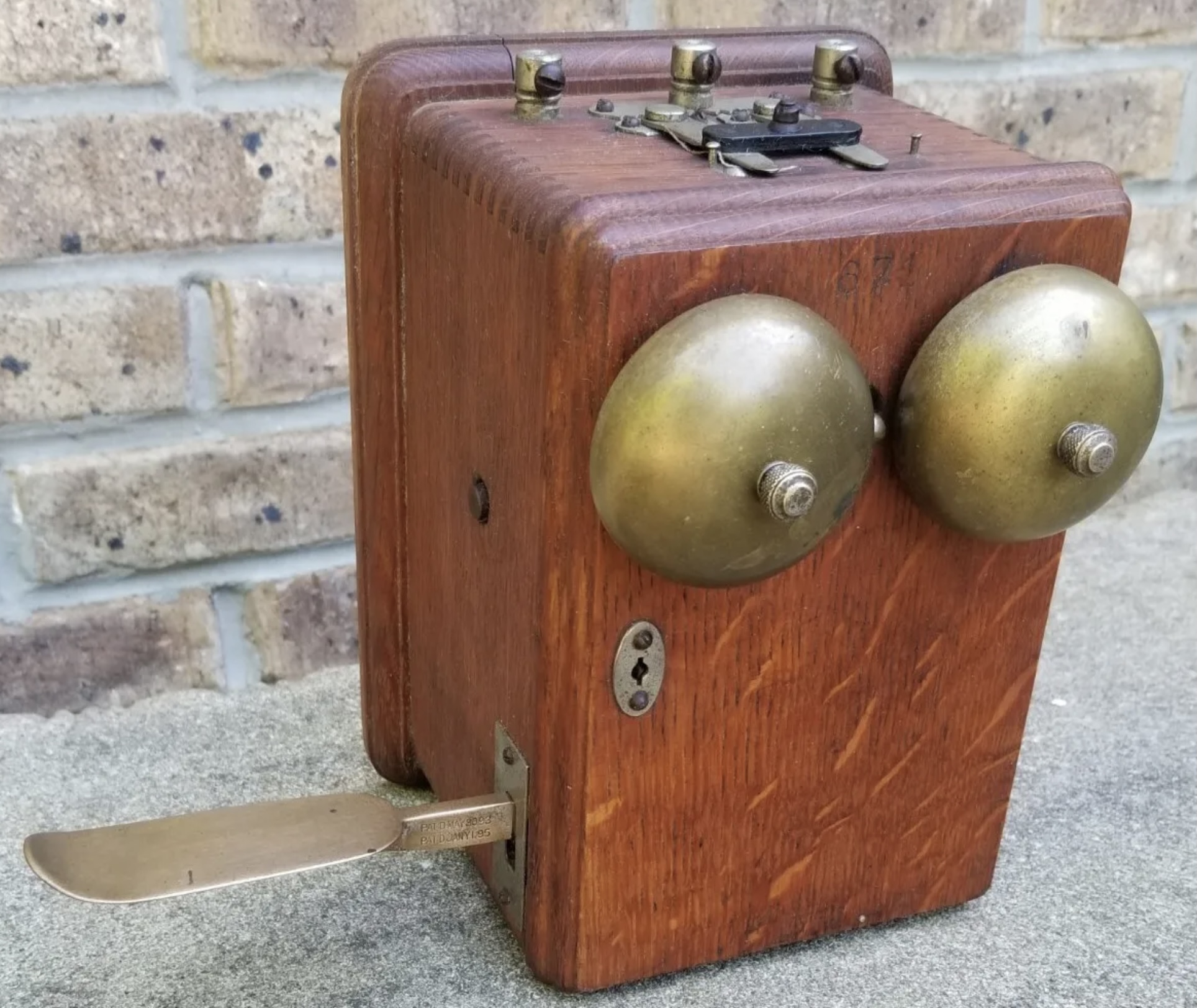 1895 Viaduct Paddle Telephone