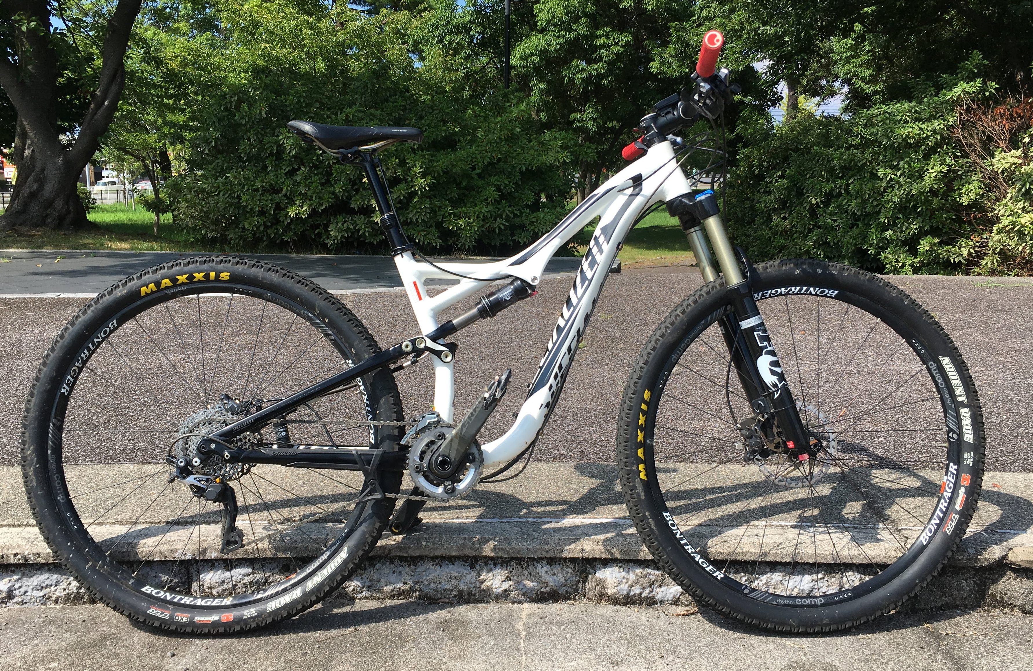 USEDフルサスMTB！『STUMPJUMPER FSR ELITE 29』 – サイクルショップカガ