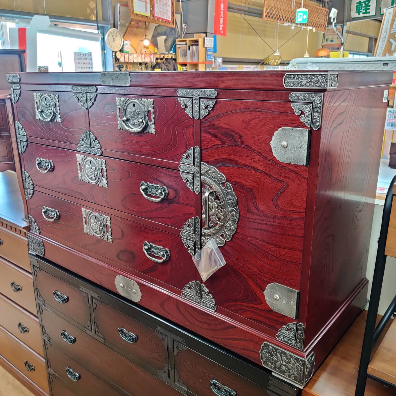 飛鳥工芸 欅民芸箪笥 工芸家具 販売中！ 愛品倶楽部柏店 リユース