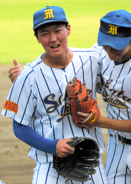 体力の限界、それでも…相手監督もうなった直球 酒田南・田村投手