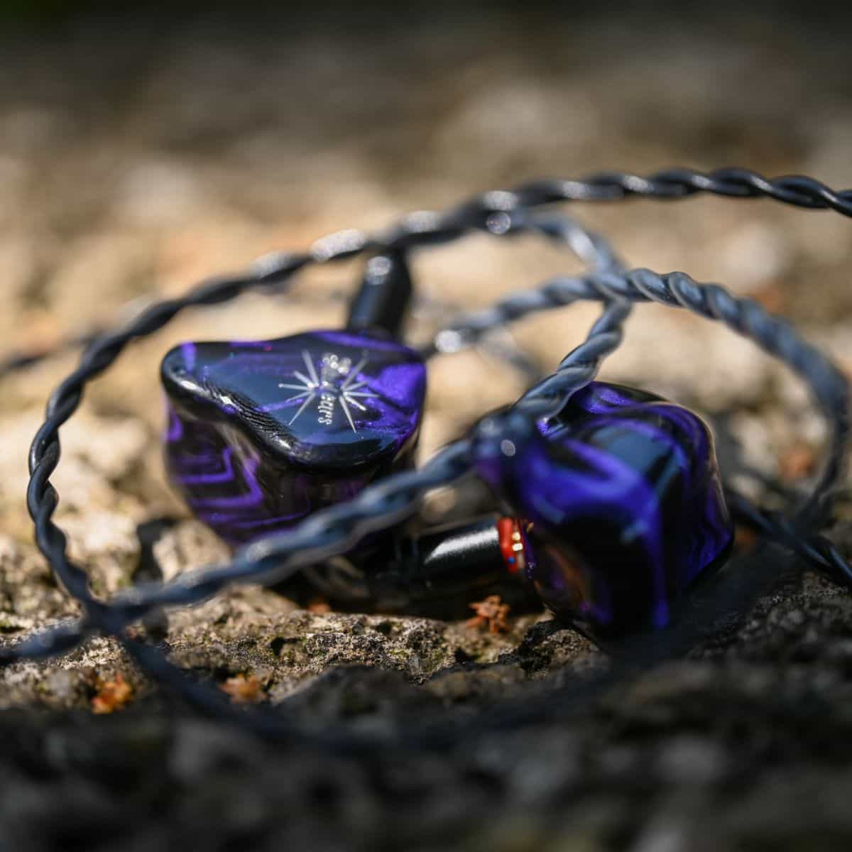 中華イヤホン Kiwi Ears Quartet レビュー】豊かな低域でEDMやポップス