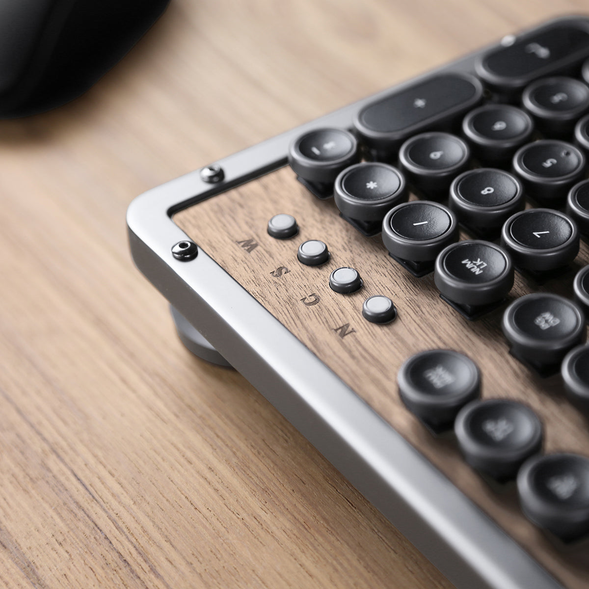 AZIO Retro Classic Bluetooth Keyboard - AZIO Corporation