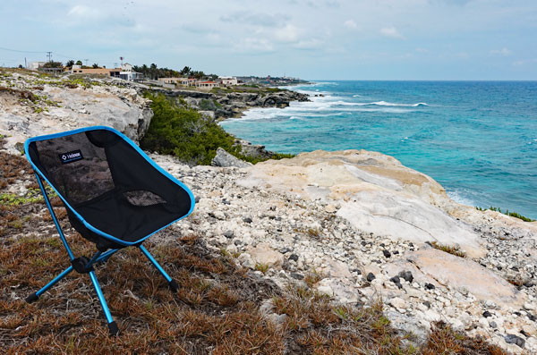 アウトドアの神チェア「ヘリノックス チェアワン」。軽量な「チェア