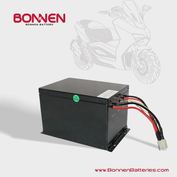 電動スクーター、モペット用 48V 30Ah リチウムイオン バッテリー。