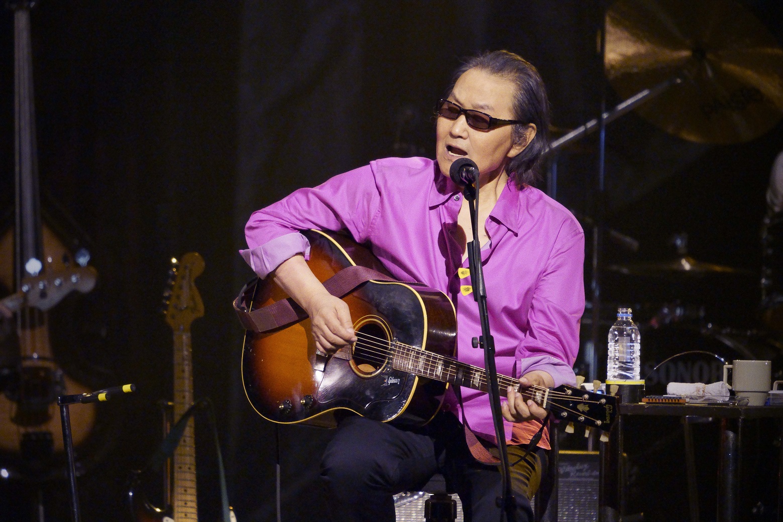 井上陽水、会場は“陽水マジック”の中へ【“Good Luck！”ツアー】最終