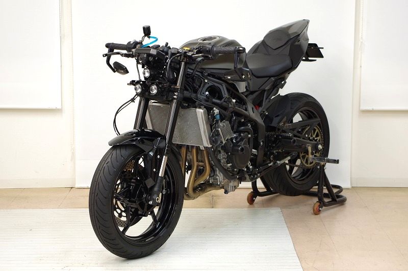 カワサキZX-25R SE（2023） 『トライド44』取り付け キワモノカスタム