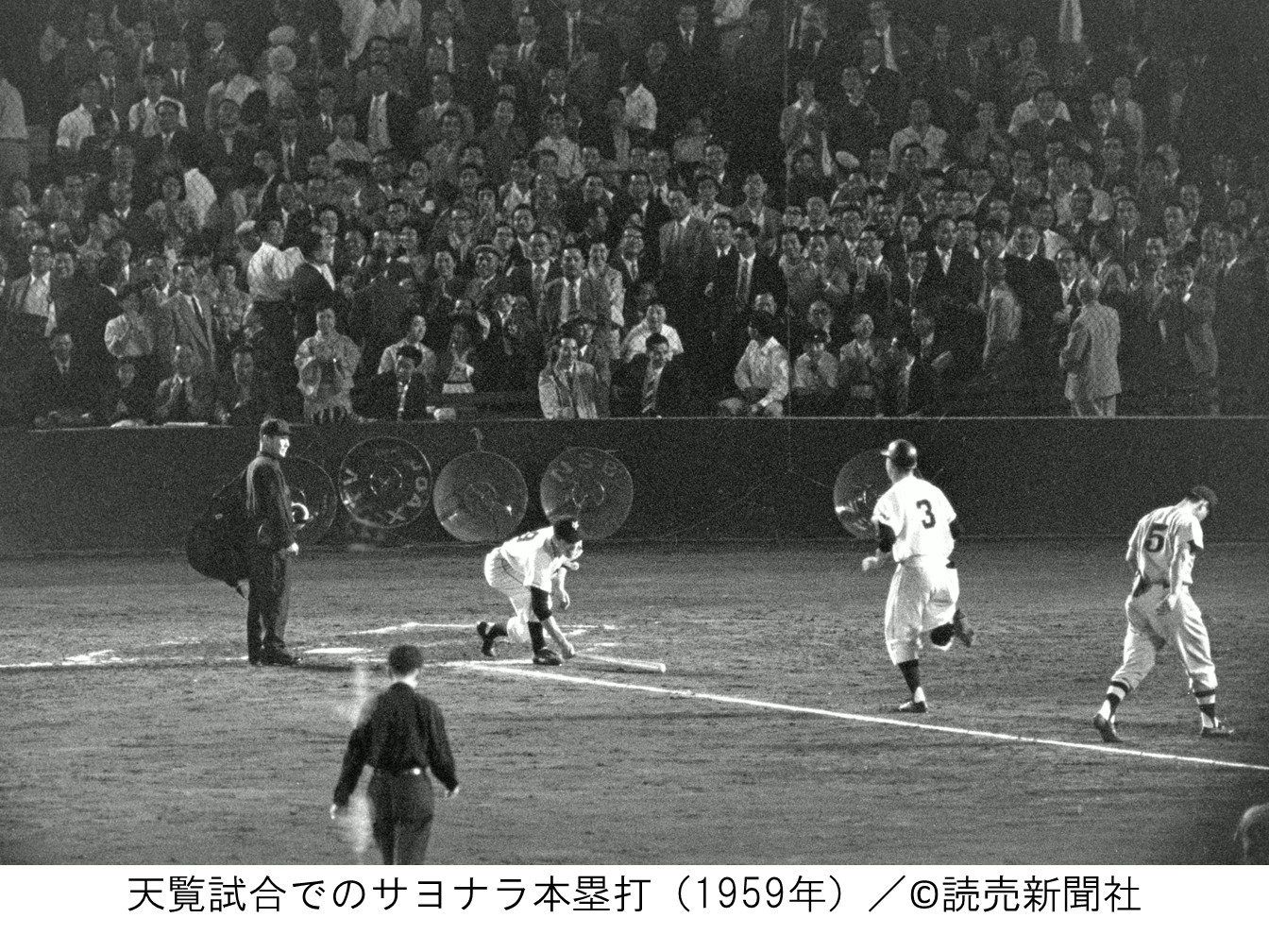 巨人】不滅の背番号3、その栄光の軌跡をたどる。「長嶋茂雄 追悼展」が