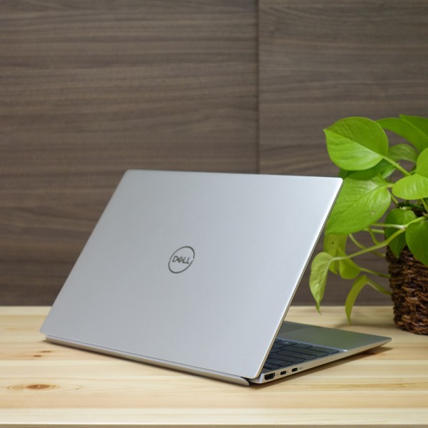 デルInspiron 13 5330実機レビュー/パソコン徹底比較購入ガイド