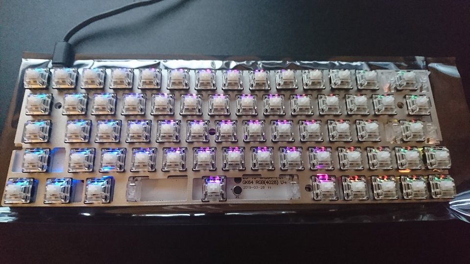 はんだ付けなしでお洒落な自作キーボードを作る初心者入門