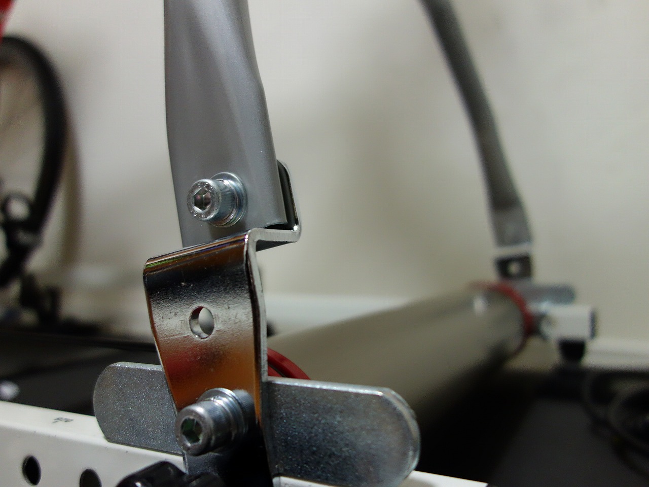 3本ローラーを固定ローラー化！？モッズローラー用にアクション