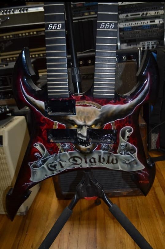 The El Diablo Guitar Will Shred Your Soul - Guitar Fail