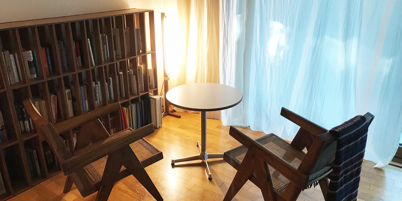 LAUAN TABLE ROUND・02 | D&DEPARTMENT