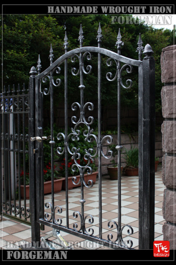 ロートアイアン/スライド門扉/エクステリア特注製作/デザイナーによる