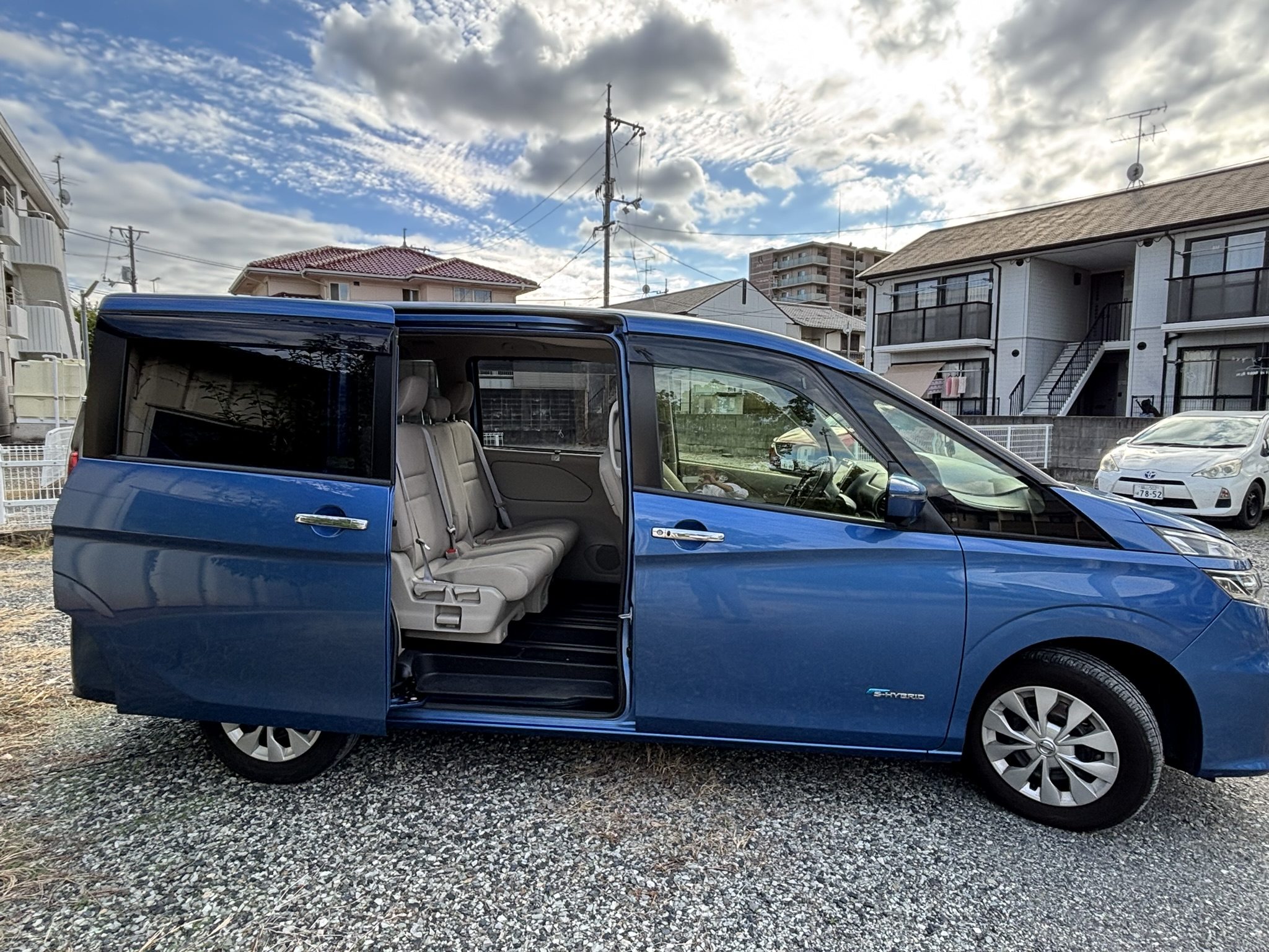 日産 セレナ（ブルー・レンタUP）OD｜中古車情報｜サービス｜SUPPORT