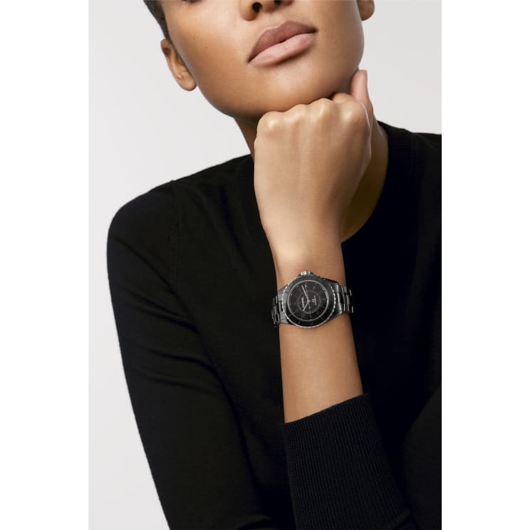 H6185 J12 ファントム キャリバー12.1 38MM｜シャネル – アイアイイスズ