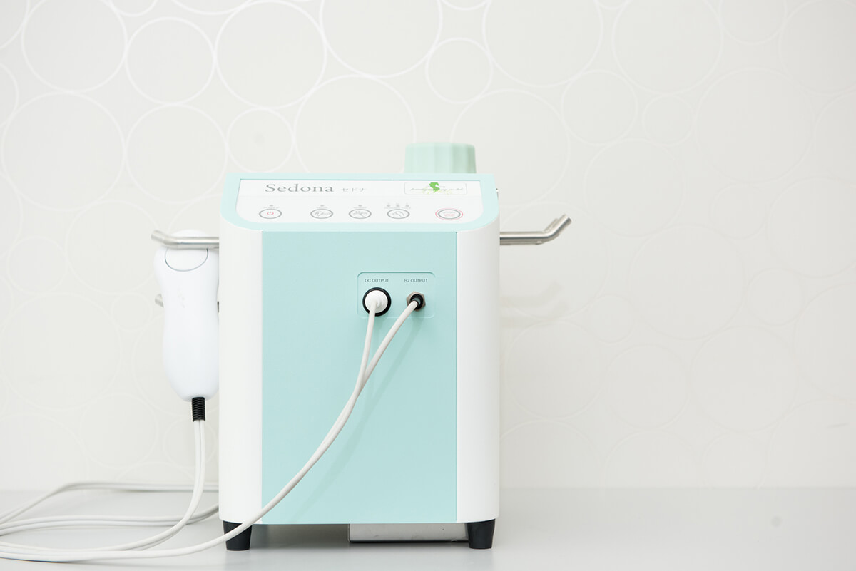 注目の低周波ペンシルのシミケア効果を解説｜従来のシミケア方法と比較