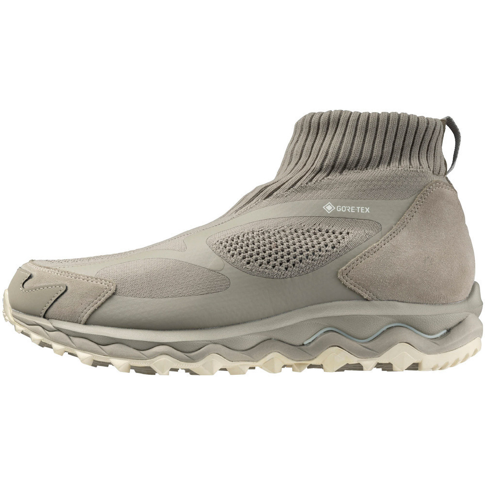 ミズノがノンネイティブとコラボ、伸縮素材×ゴアテックス搭載の高性能