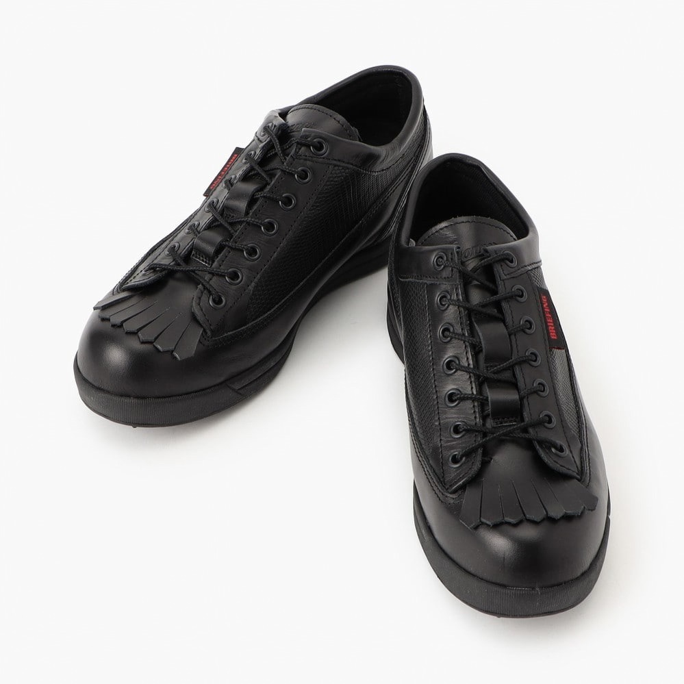 ブリーフィング×ダナーのメンズゴルフシューズ、希少レザー＆スパイク