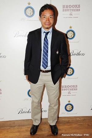 ブルックス ブラザーズによるインテルミラノ公式ウェア - 長友佑都が初