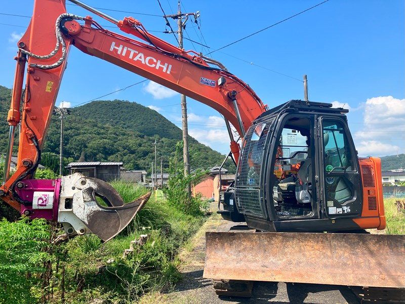 中古販売実績】ZX135US-6フェラバンチャーザウルス付◇富士岡山運搬機