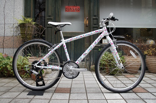 2017年モデル、【MARIN】のクロスバイク、MUIRWOODSのリミテッドカラー