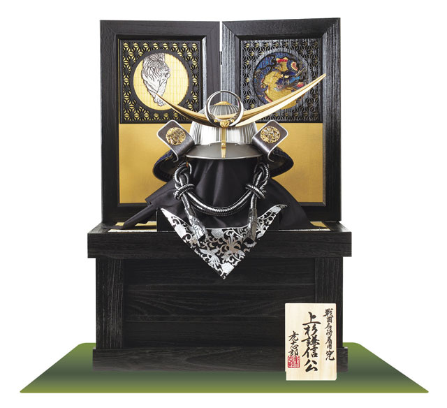 戦国武将着用兜収納飾り 上杉謙信公 商品番号 No8131B | 五月