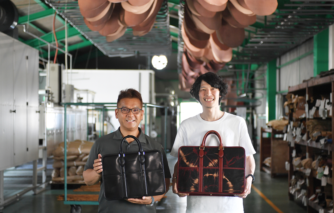 有限会社 新喜皮革 | 日本のタンナー | 日本革市 - 素材から作りまで