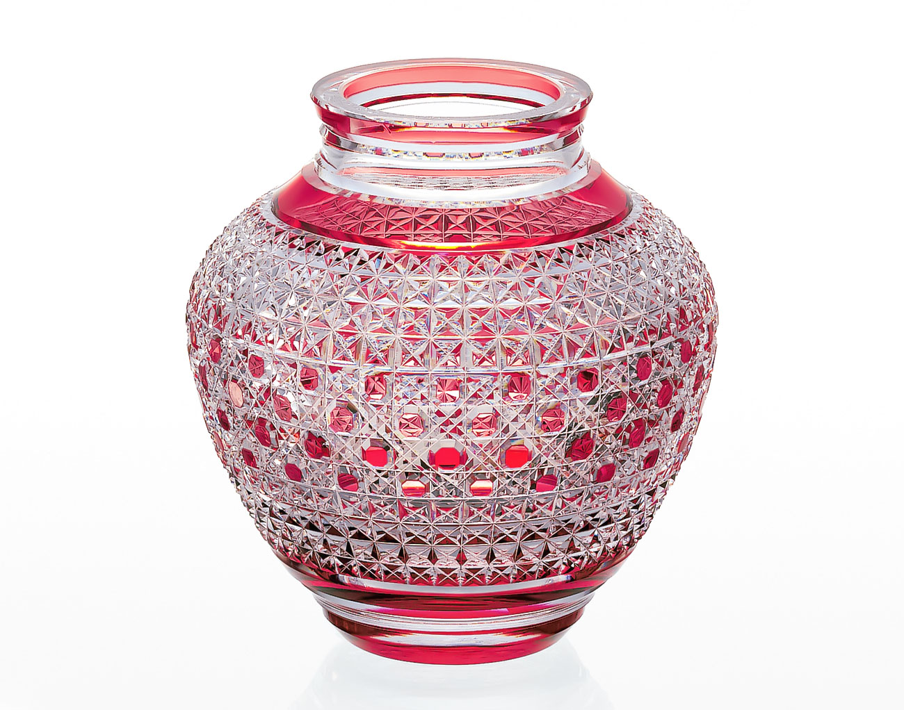 江戸切子 花瓶＜麻の葉に八角籠目紋＞ | カガミクリスタル