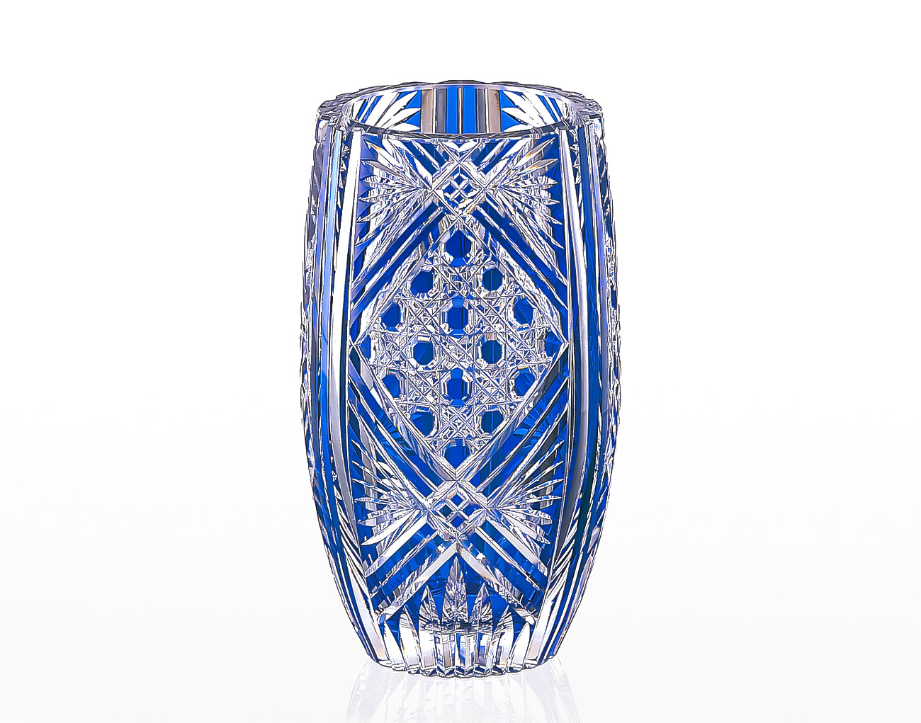 江戸切子 花瓶＜笹っ葉に八角籠目紋＞ | カガミクリスタル