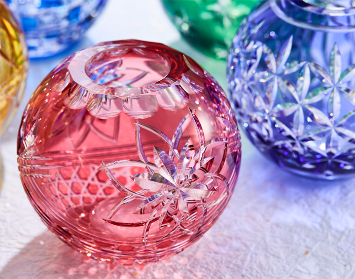 直営店限定 江戸切子 手まり花瓶 ＜花籠目＞ | カガミクリスタル