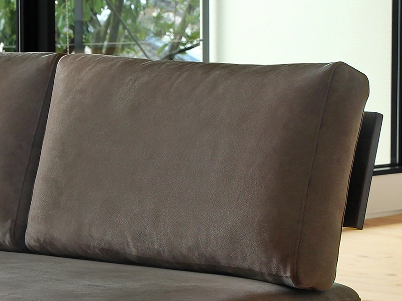 KC531 クッション アームレス・カウチタイプ（フェザー＆シリコン綿