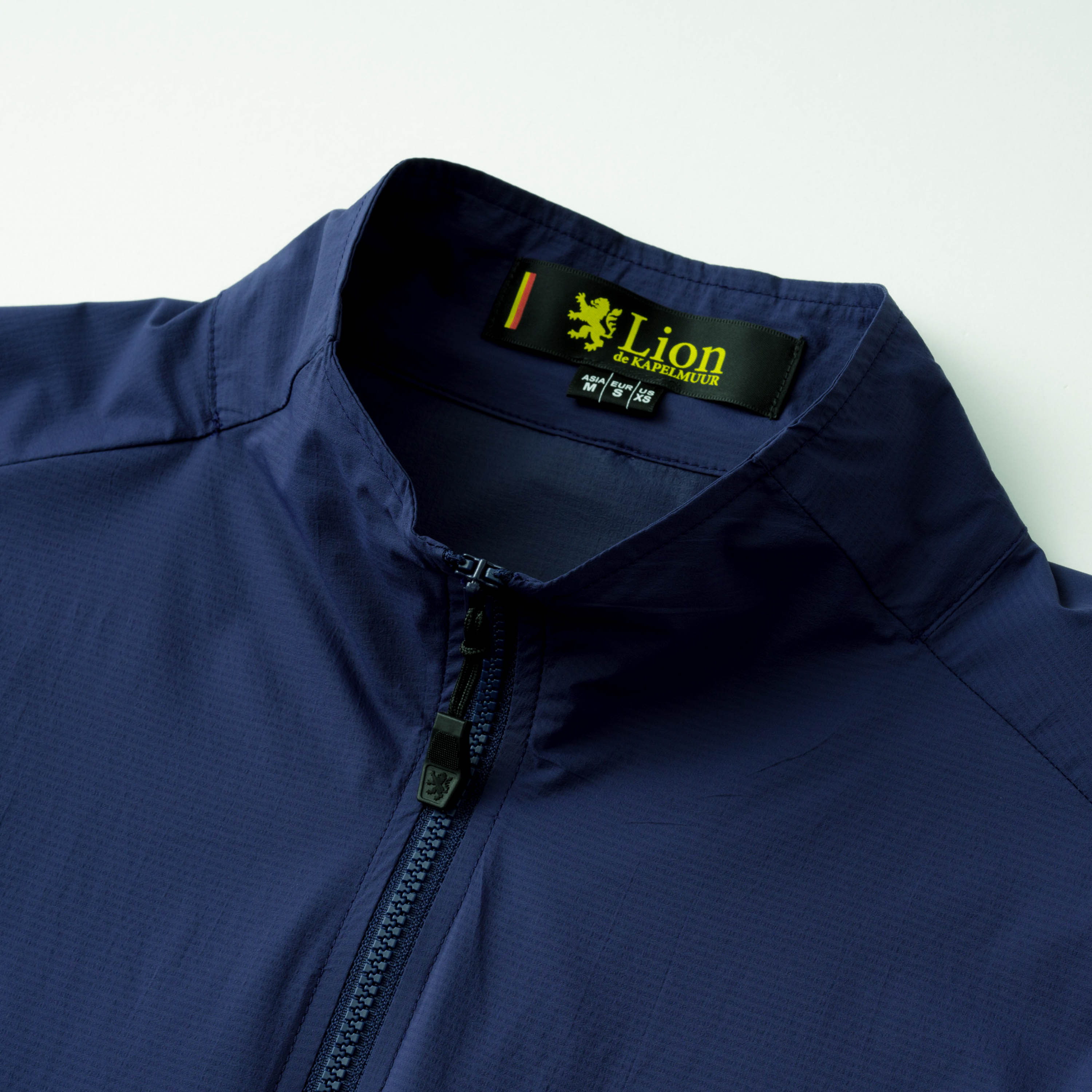 ストレッチウインドブレーカー リップストップ バックポケット付き