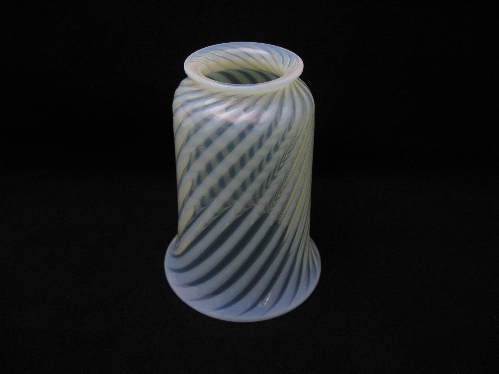 イギリス アンティーク ヴァセリン＆オパールセントガラスシェード