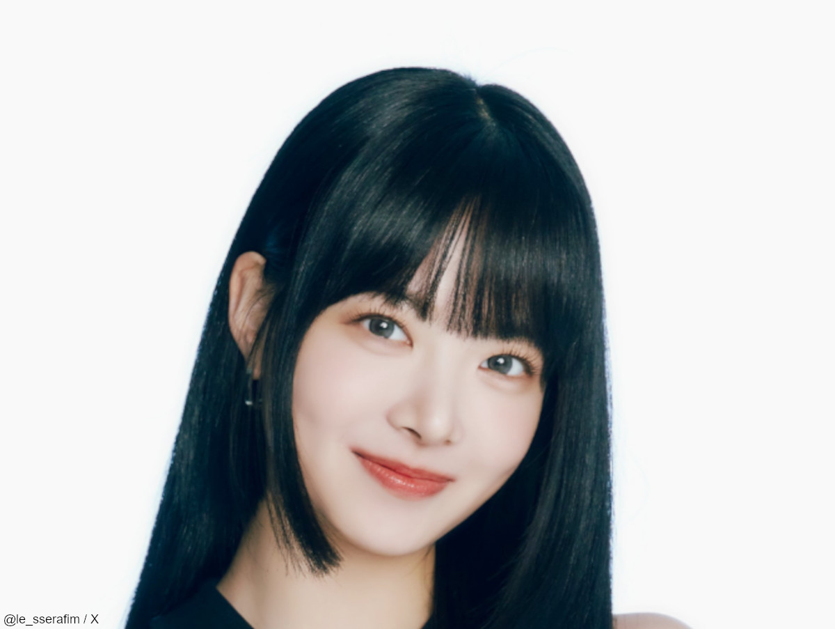 LE SSERAFIM ウンチェ、日本の商品を全力で宣伝！ なんと日本語でCMを