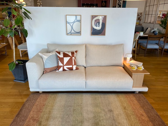 BUILD SOFAのご紹介 – HOME SIC