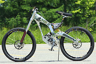 MTBダウンヒルレース | Honda Racing MTB-DH