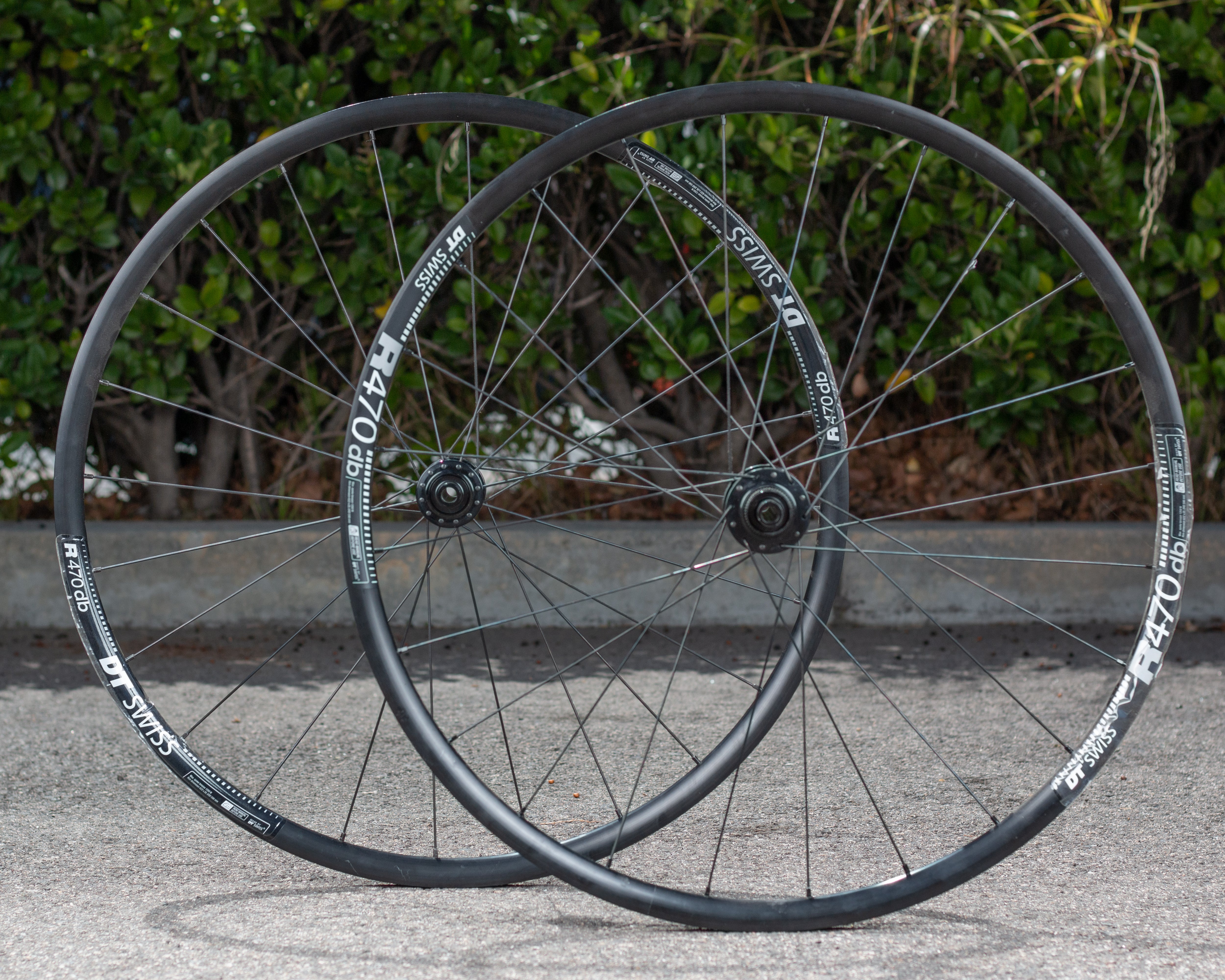 DT Swiss R470 db Aluminum 700c Wheelset thru axle 12mm – Incycle