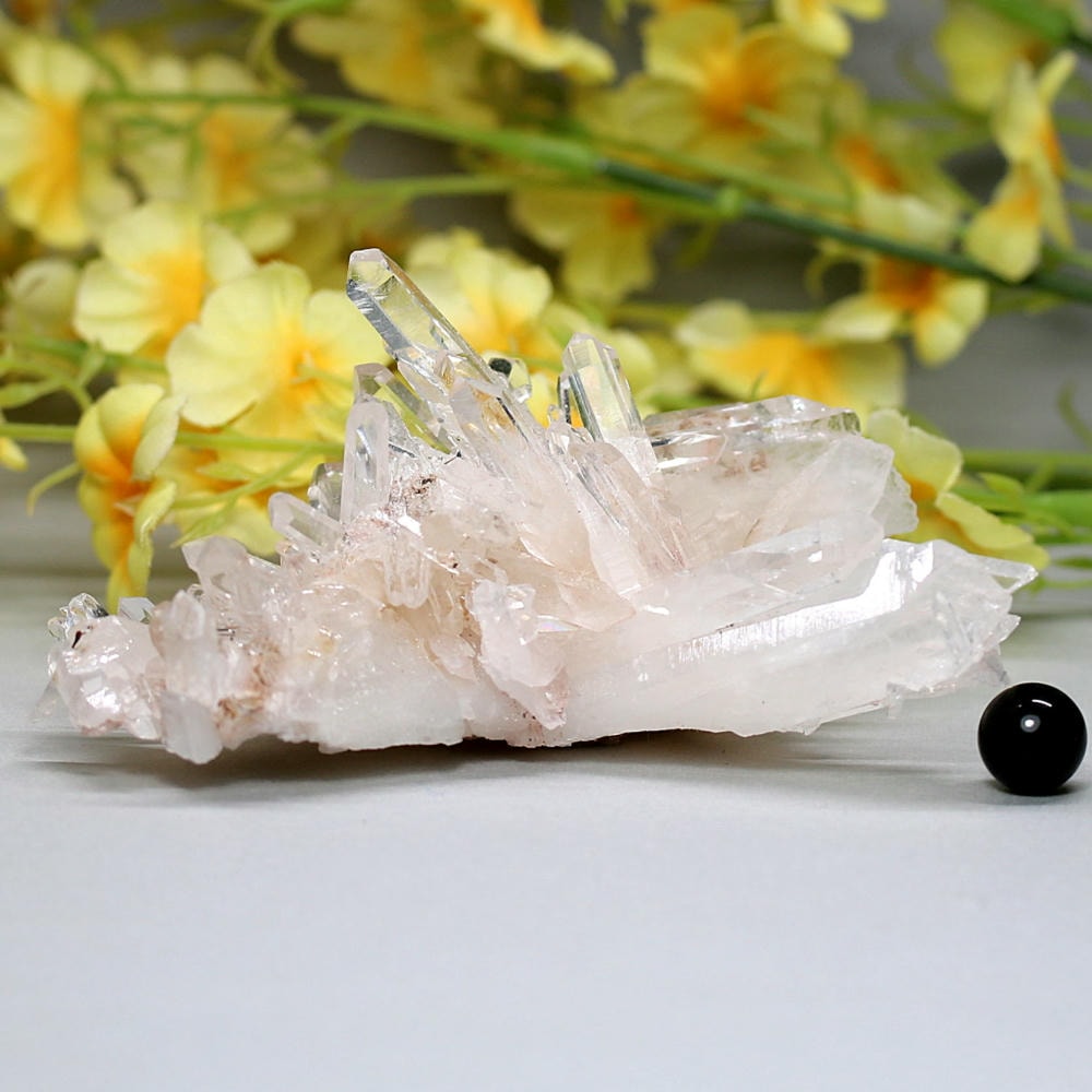 高品質++]コロンビア産水晶クラスター/微かに淡いピンク（原石113g