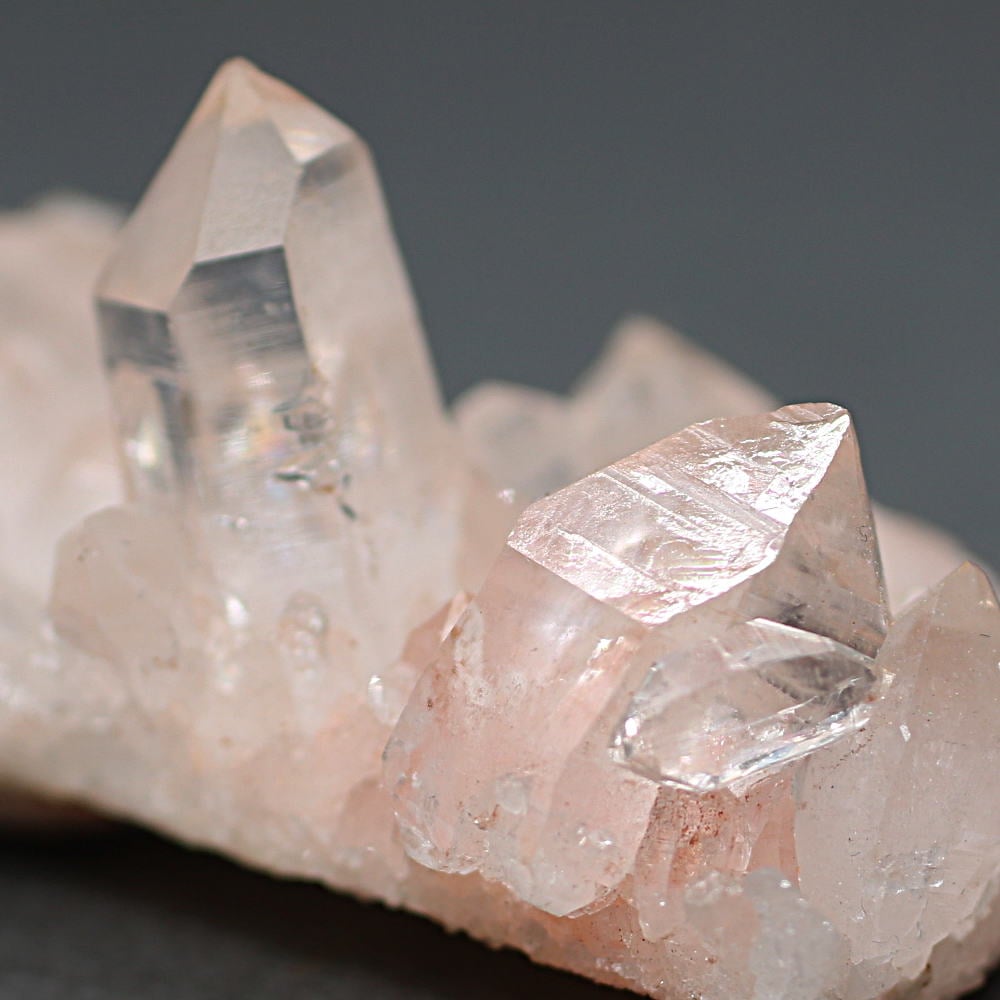 高品質]インド/マニカラン産ヒマラヤ水晶クラスター/原石小さめサイズ