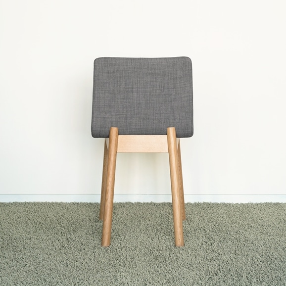 STILT CHAIR Gray｜リビング・ダイニングチェア｜IDEE SHOP Online