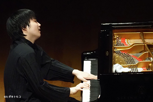 9/19公演見逃し配信】藤田真央 ピアノ・リサイタル ≪ジャパン・アーツ